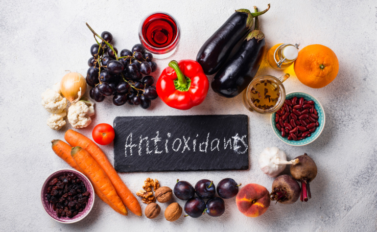 Despre radicalii liberi și antioxidanți